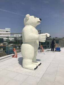 富山県美術館　三沢厚彦作品設置（2017年）_野外アートワーク